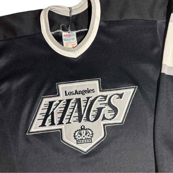 Vintage 90s Los Angeles Kings Hockey Jersey - Picture 3 of 4